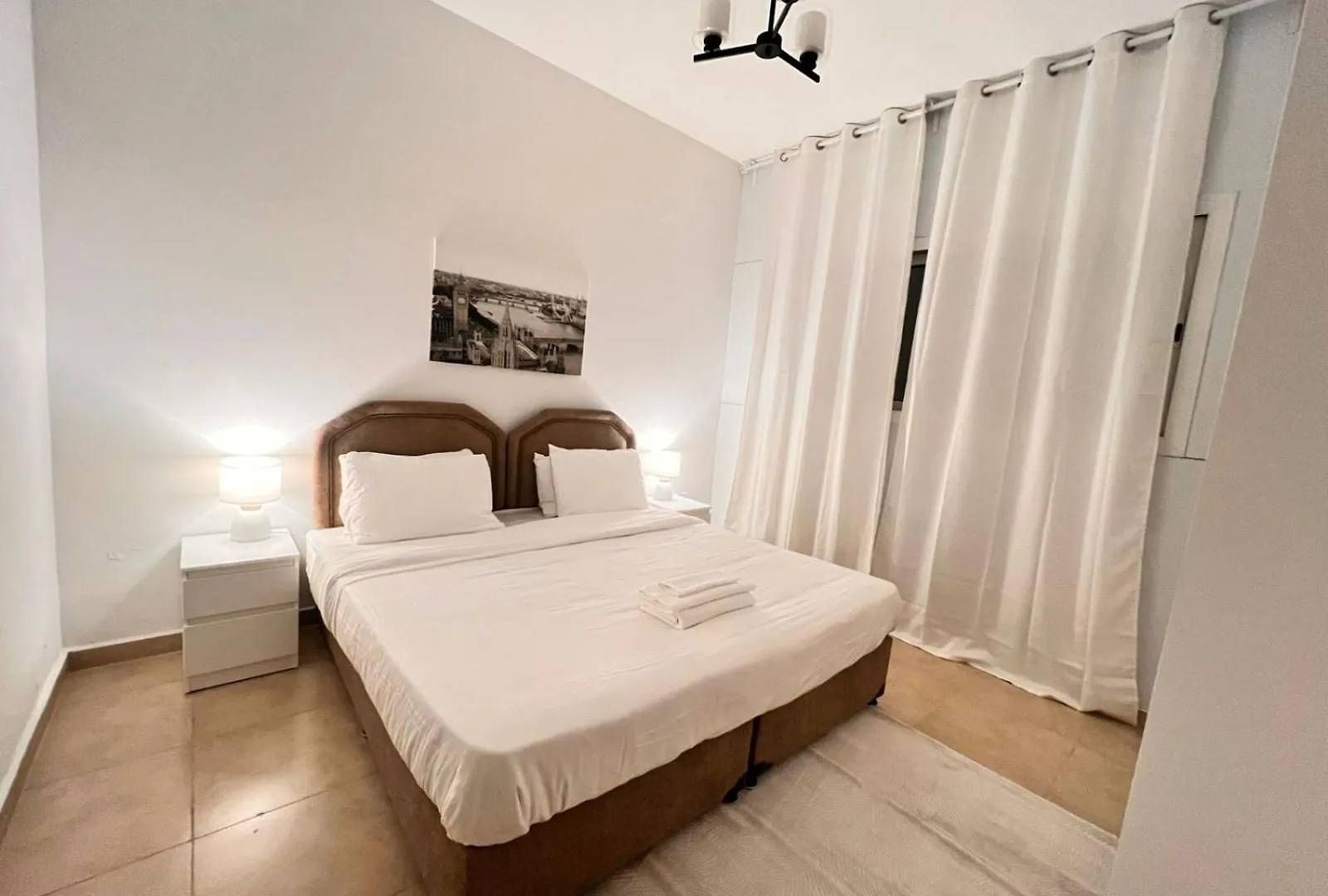Appartamento 2-Bed Brand New Fully Furnished Dubai 0*,